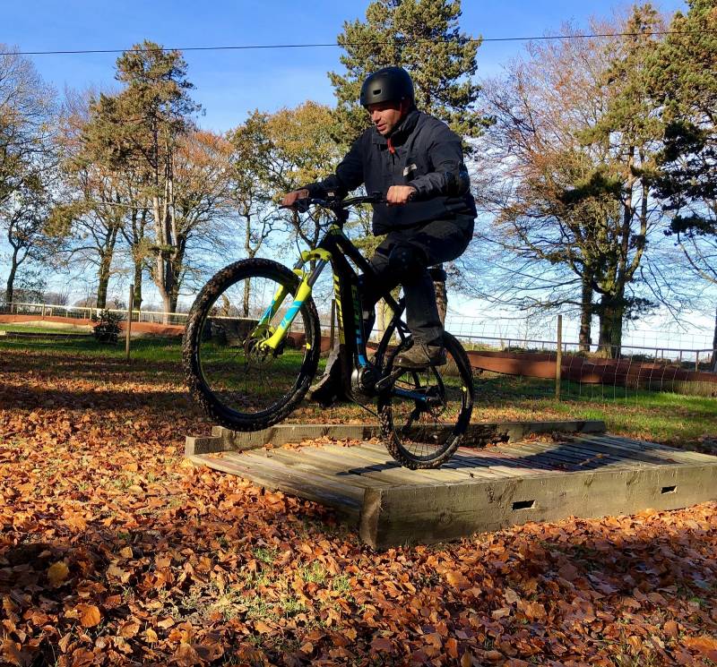 parcours vtt électrique pour adolescent et adultes près de fecamp en normandie